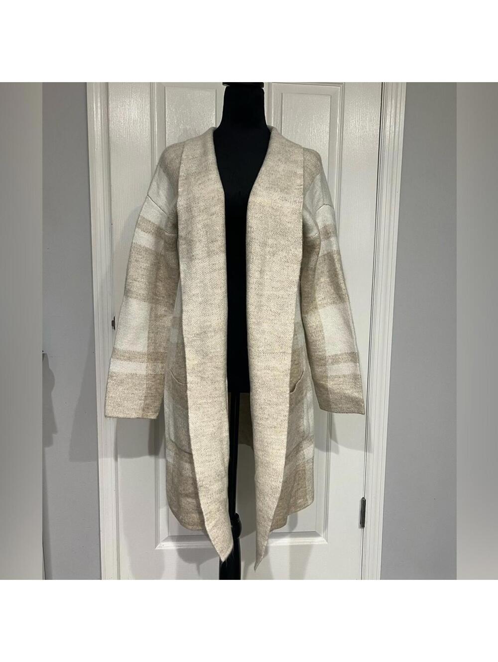 Women’s Sweater Cardigan | Time & True | Size Medium
